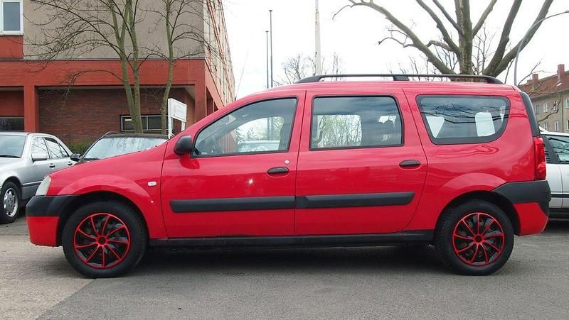 Gebraucht Dacia Logan MCV 105 PS (77 kW) 2009 Rot Van