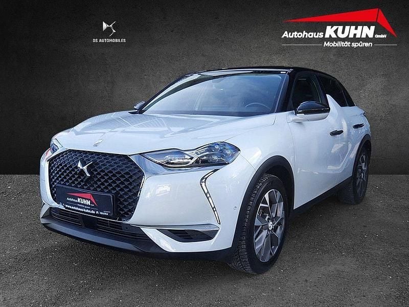 Perlmuttweiss Gebraucht 2021 DS Automobiles DS3 Crossback E-Tense Grand Chic SUV | 19.480 € (Fairer Preis) - Bild 1/4