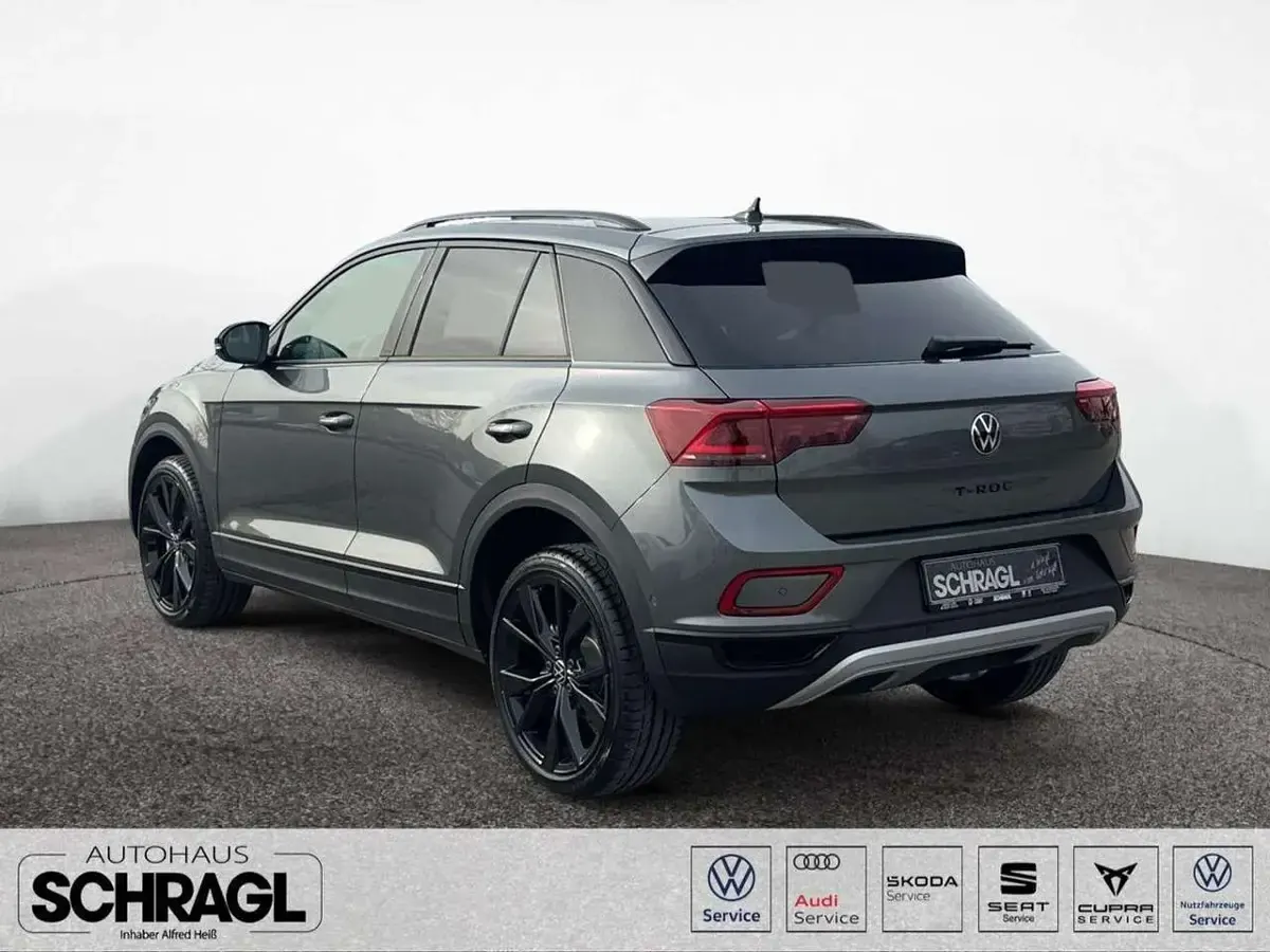 Neu VW T-Roc Style 150 PS (110 kW) 2025 Indiumgrau metallic SUV