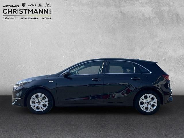 Gebraucht Kia Ceed Vision 120 PS (88 kW) 2022 Schwarz Kleinwagen