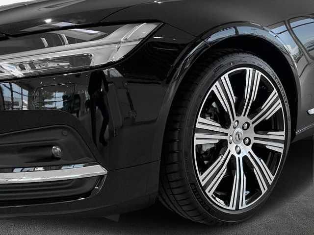 Gebraucht Volvo V90 Plus 145 PS (106 kW) 2023 Kombi