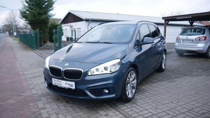 Gebraucht BMW 225 Sport Line 231 PS (169 kW) 2015 Atlantikgrau Van / Kleinbus