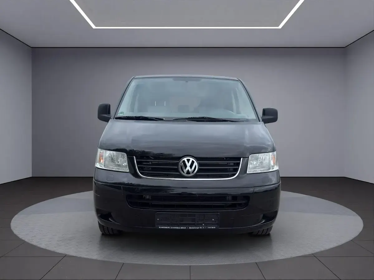 Gebraucht VW Multivan 131 PS (96 kW) 2007 Schwarz Van / Kleinbus