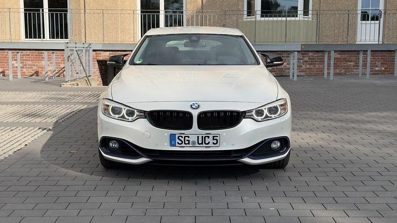 Weiß Gebraucht 2015 BMW 430 Gran Coupé Sport Line Coupé | 21.999 € (Fairer Preis) - Bild 1/4