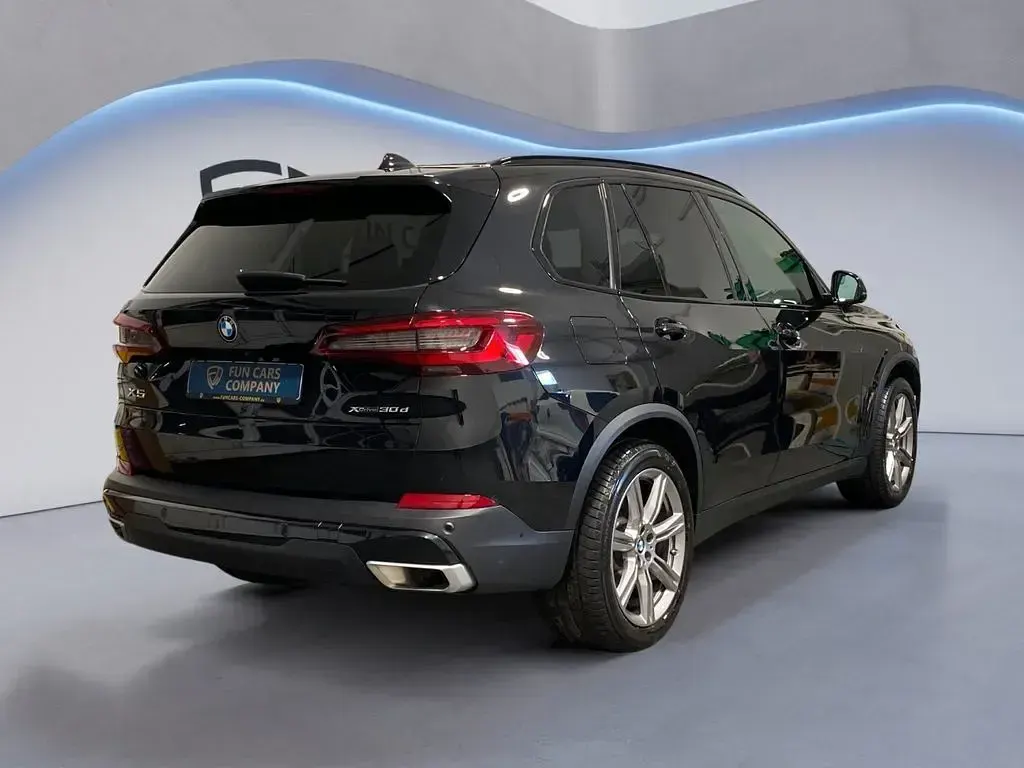Gebraucht BMW X5 Performance 286 PS (210 kW) 2023 Schwarz SUV