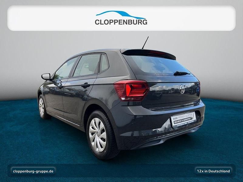Gebraucht VW Polo S 65 PS (47 kW) 2019 Grau Kleinwagen