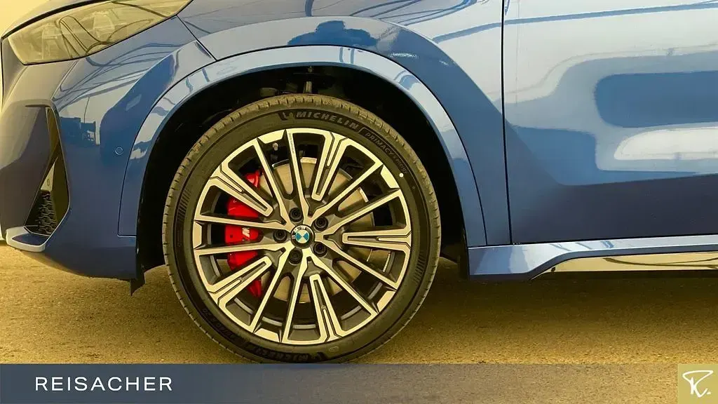 Nowe BMW iX1 Performance 230 kW (313 KM) 2026 Niebieski SUV