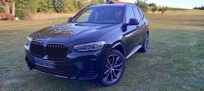 Schwarz Gebraucht 2024 BMW X3 Shadowline SUV | 50.990 € (Superpreis) - Bild 1/4