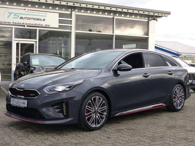 Grau Gebraucht 2019 Kia ProCeed GT Kleinwagen | 19.950 € (Fairer Preis) - Bild 1/4