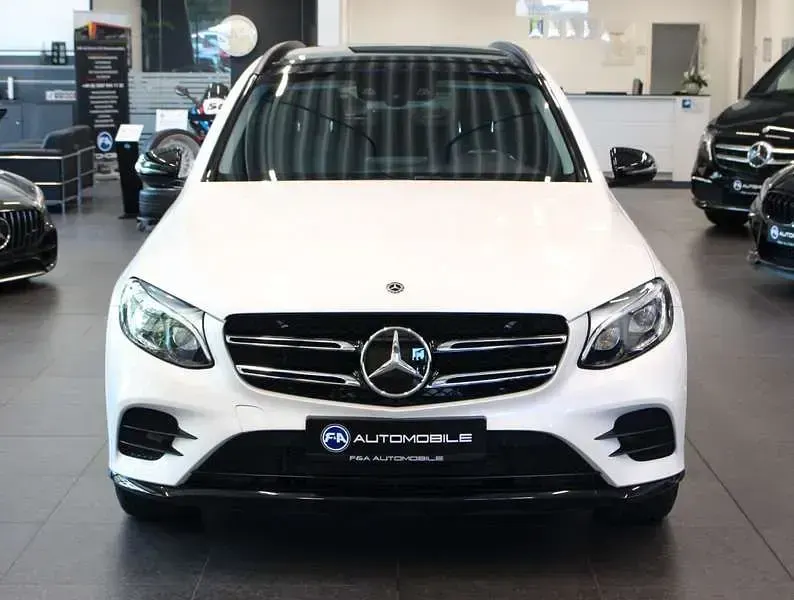 Gebraucht Mercedes GLC350 AMG line 258 PS (189 kW) 2017 Weiß SUV
