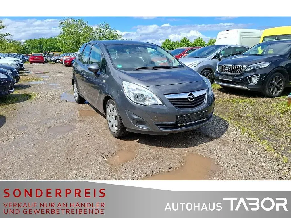 Używany Opel Meriva Edition 120 KM (88 kW) 2012 Szary Minivan