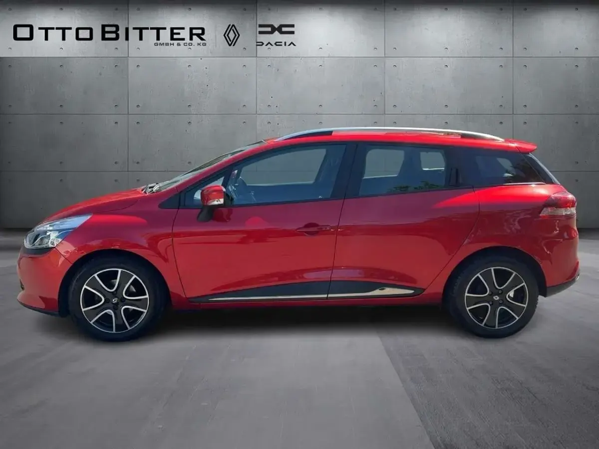 Gebraucht Renault Clio GrandTour Dynamique 120 PS (88 kW) 2014 Dezirrot Kombi