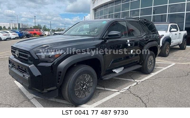 Schwarz Neu 2025 Toyota 4 Runner T1 SUV | 49.618 € - Bild 1/4