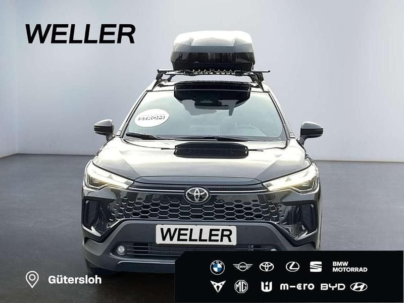 Neu Toyota Corolla Cross 178 PS (130 kW) 2025 Schwarz SUV