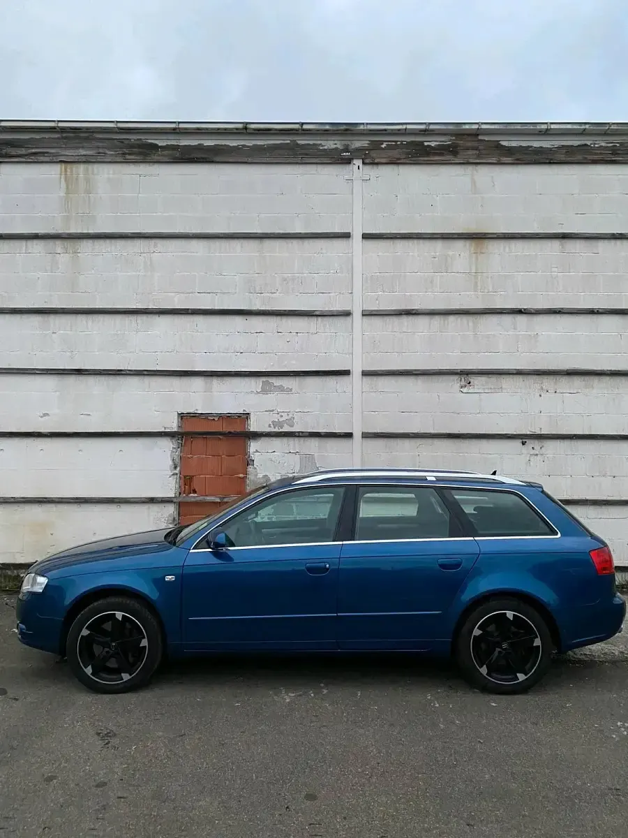 Używany Audi A4 200 KM (147 kW) 2007 Niebieski Kombi