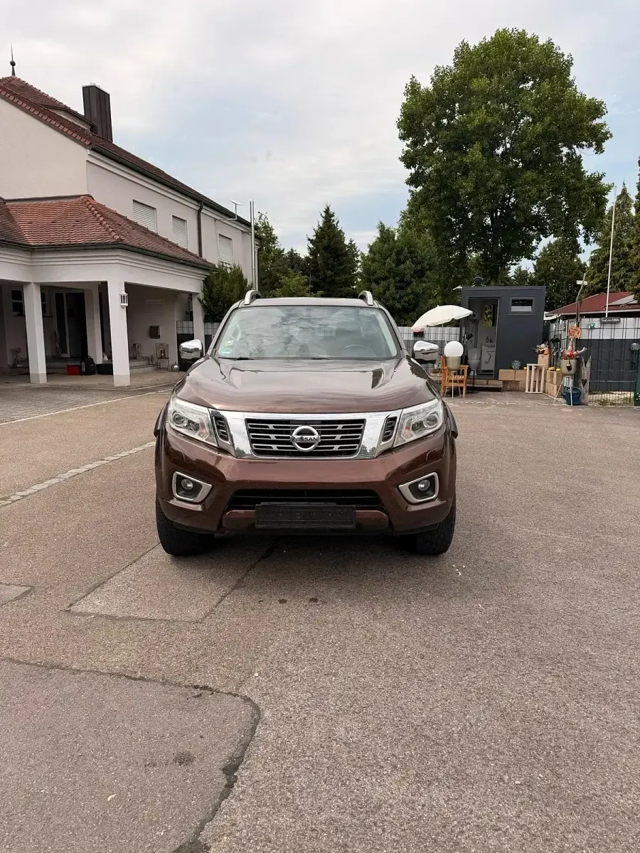Gebraucht Nissan Navara 190 PS (139 kW) 2019 Braun Pickup