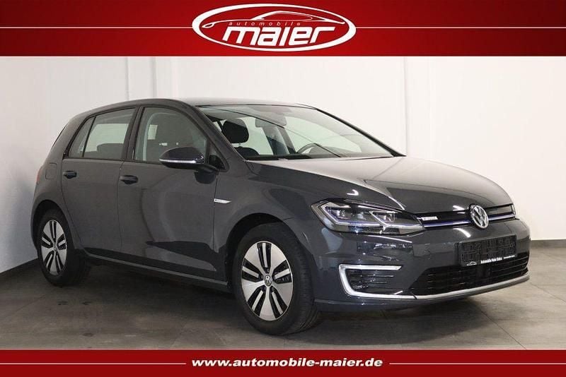Grau Gebraucht 2020 VW e-Golf Comfortline Kleinwagen | 13.900 € (Guter Preis) - Bild 1/4
