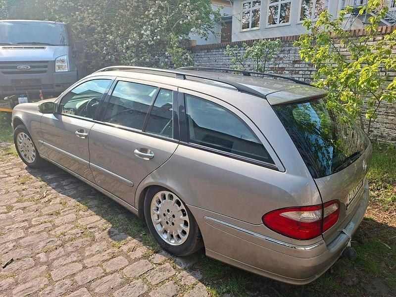 Gebraucht Mercedes E320 Elegance 204 PS (150 kW) 2003 Grau Limousine