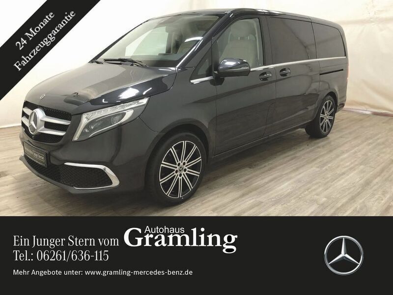 Graphitgrau Gebraucht 2020 Mercedes V300 Avantgarde Edition Van / Kleinbus | 52.679 € (Fairer Preis) - Bild 1/4