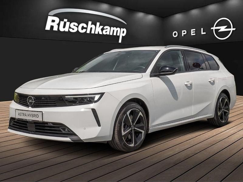 Weiss Gebraucht 2023 Opel Astra Elegance Kombi | 25.880 € (Guter Preis) - Bild 1/4
