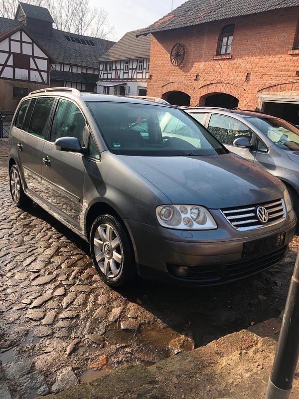 Gebraucht VW Touran 136 PS (100 kW) 2004 Grau Van / Kleinbus