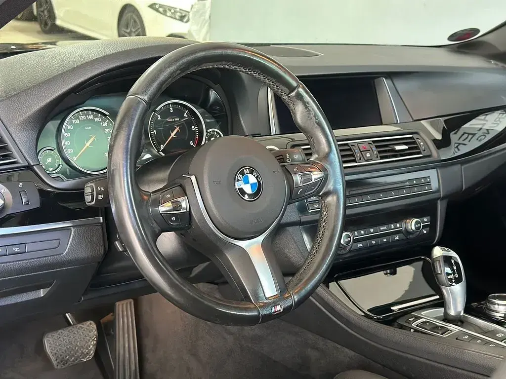 Gebraucht BMW 535 M Sport 313 PS (230 kW) 2016 Schwarz Kombi