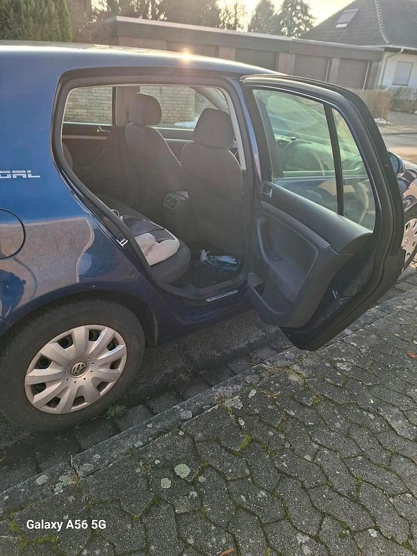 Gebraucht VW Golf V 80 PS (58 kW) 2006 Blau Kleinwagen
