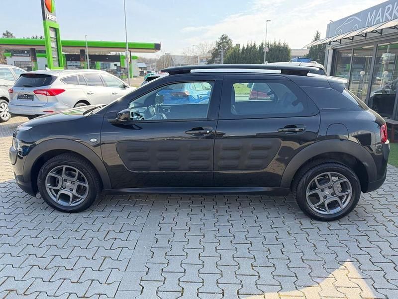 Gebraucht Citroën C4 Feel 82 PS (60 kW) 2017 Schwarz Limousine