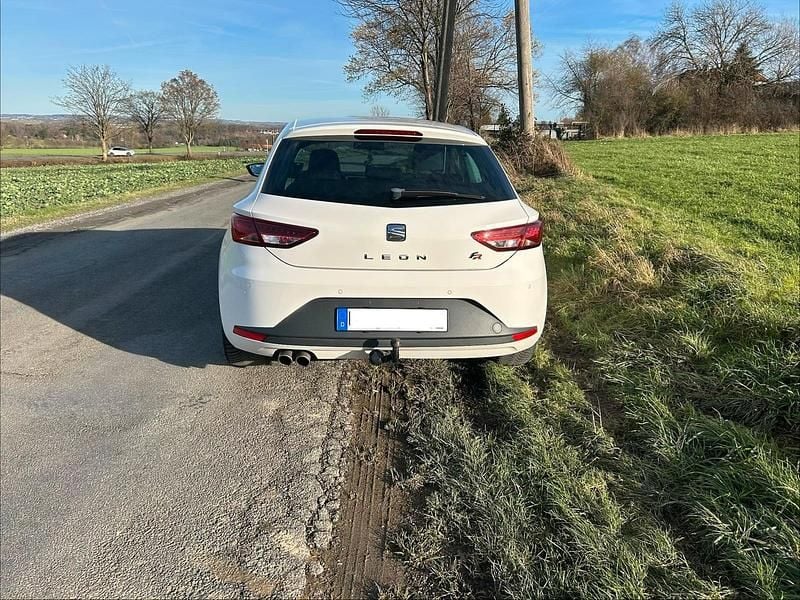 Gebraucht Seat Leon FR 140 PS (102 kW) 2013 Weiß Limousine