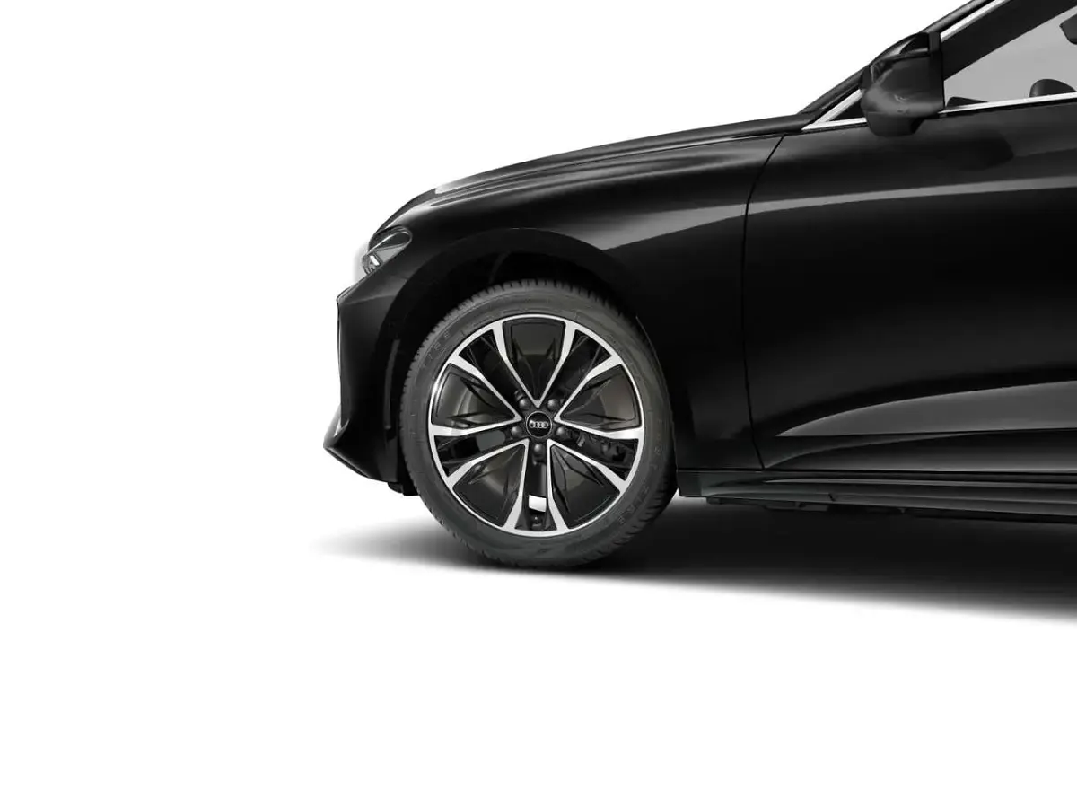 Gebraucht Audi A5 Sport 204 PS (150 kW) 2025 Schwarz Kombi