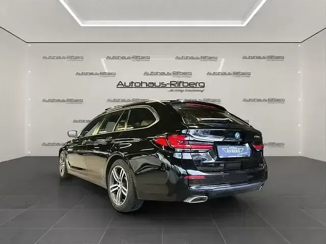 Używany BMW 530e Performance 292 KM (214 kW) 2023 Czarny Kombi