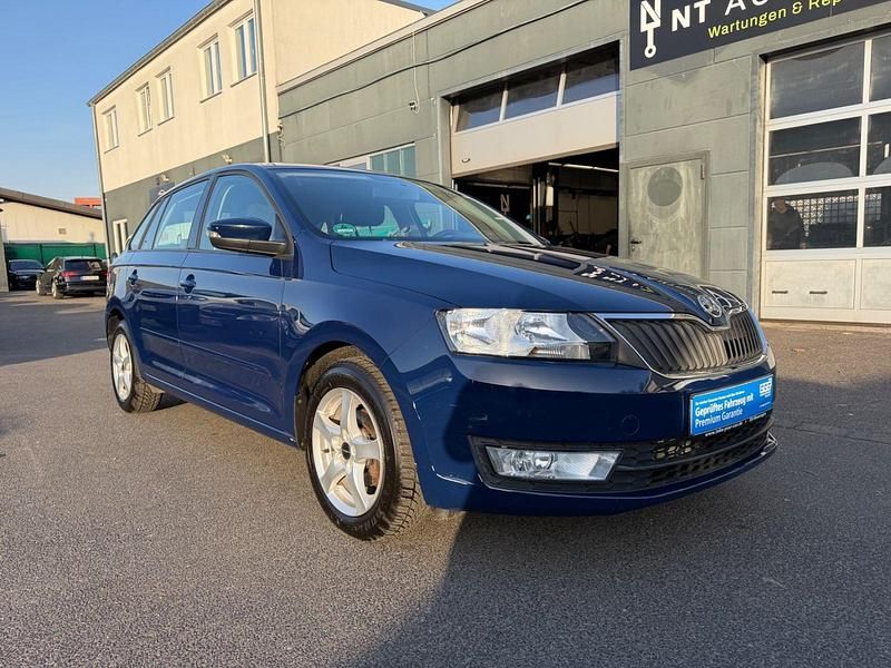 Gebraucht Skoda Rapid Ambition 90 PS (66 kW) 2017 Blau Kleinwagen