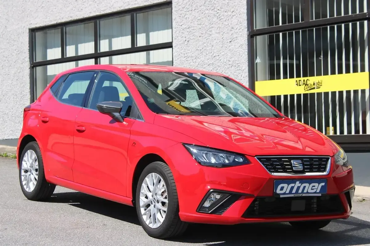 Gebraucht Seat Ibiza XCELLENCE 110 PS (80 kW) 2024 Rot Kleinwagen