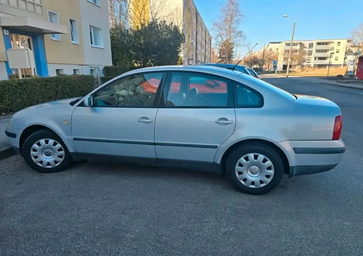 Gebraucht VW Passat 141 PS (103 kW) 2000 Limousine