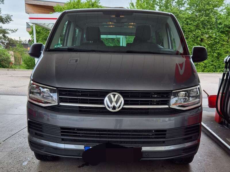 Grau Gebraucht 2015 VW T6 Trendline Van | 33.000 € (Fairer Preis) - Bild 1/4