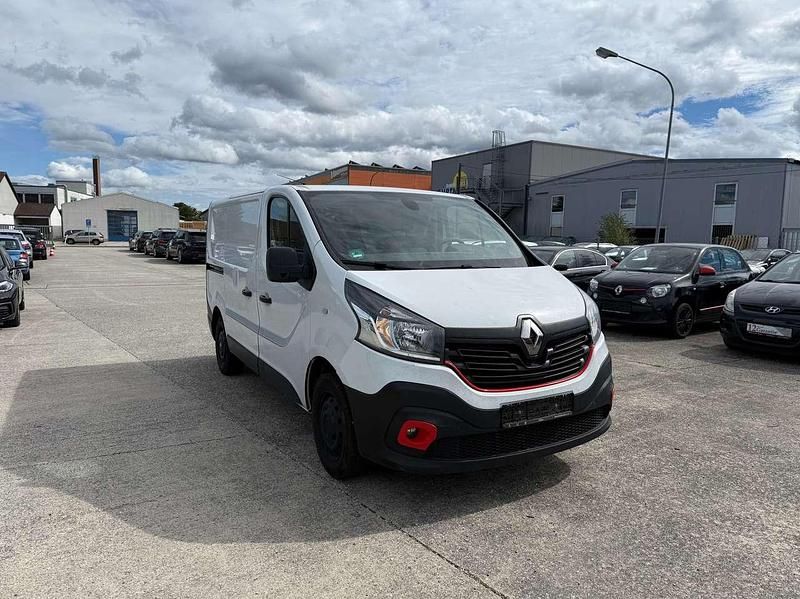 Gebraucht Renault Trafic Komfort 120 PS (88 kW) 2019 Weiß Van / Kleinbus