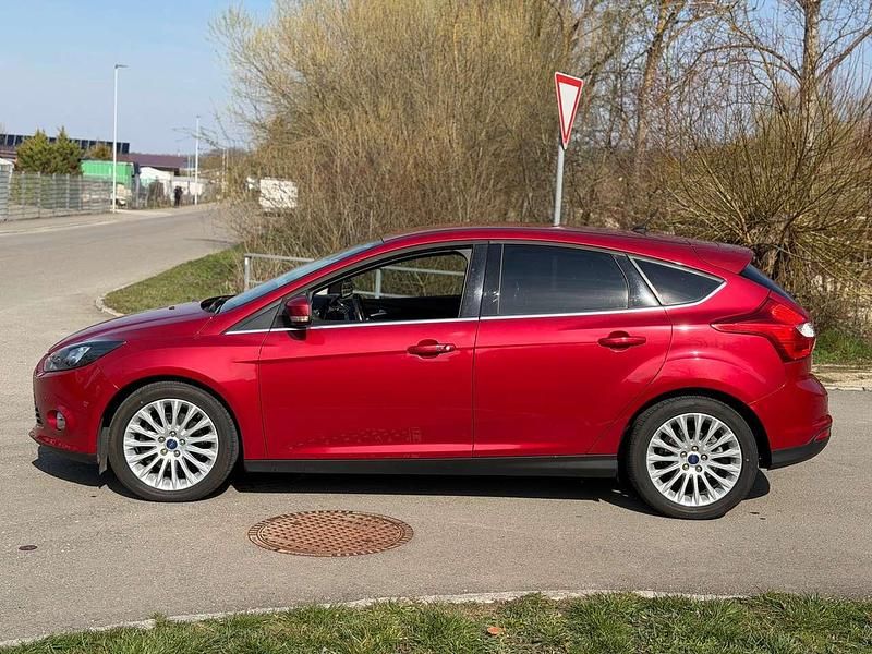 Gebraucht Ford Focus 150 PS (110 kW) 2011 Rot Limousine