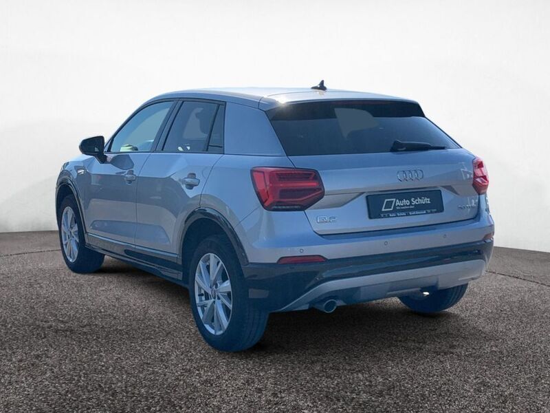 Gebraucht Audi Q2 Design 116 PS (85 kW) 2019 Silber SUV