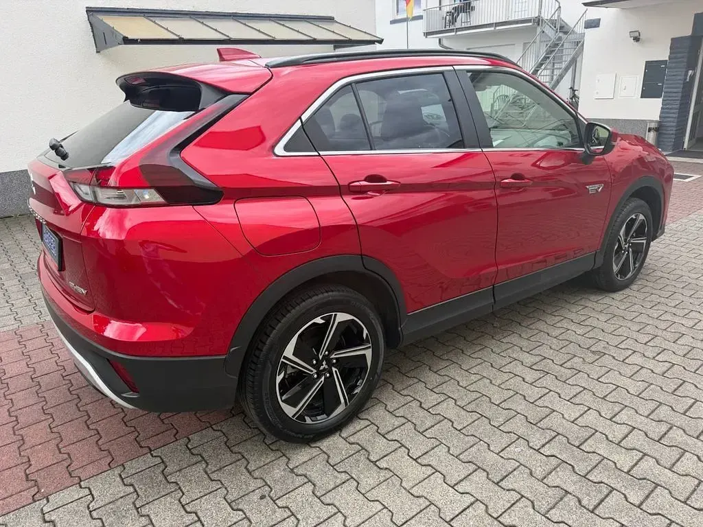 Gebraucht Mitsubishi Eclipse Cross Plus 98 PS (72 kW) 2021 Rot SUV