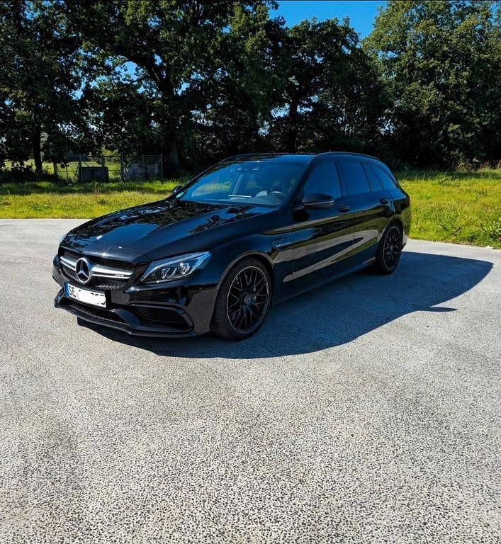 Schwarz Gebraucht 2015 Mercedes C63 AMG AMG Kombi | 31.990 € (Guter Preis) - Bild 1/4