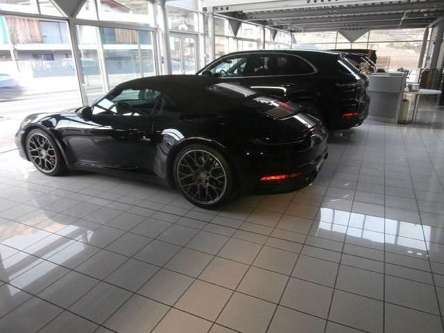 Gebraucht Porsche 911 Carrera 4S Cabriolet 450 PS (330 kW) 2024 Schwarz Cabrio