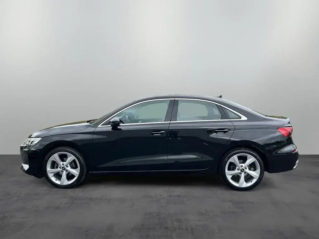 Gebraucht Audi A3 Advanced Plus 150 PS (110 kW) 2025 Mythosschwarz metallic Limousine