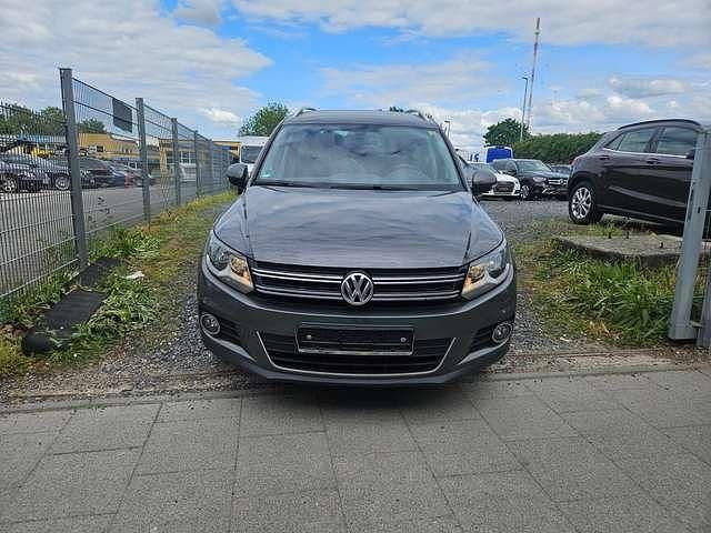 Grau Gebraucht 2014 VW Tiguan Cup SUV | 9.999 € (Fairer Preis) - Bild 1/4