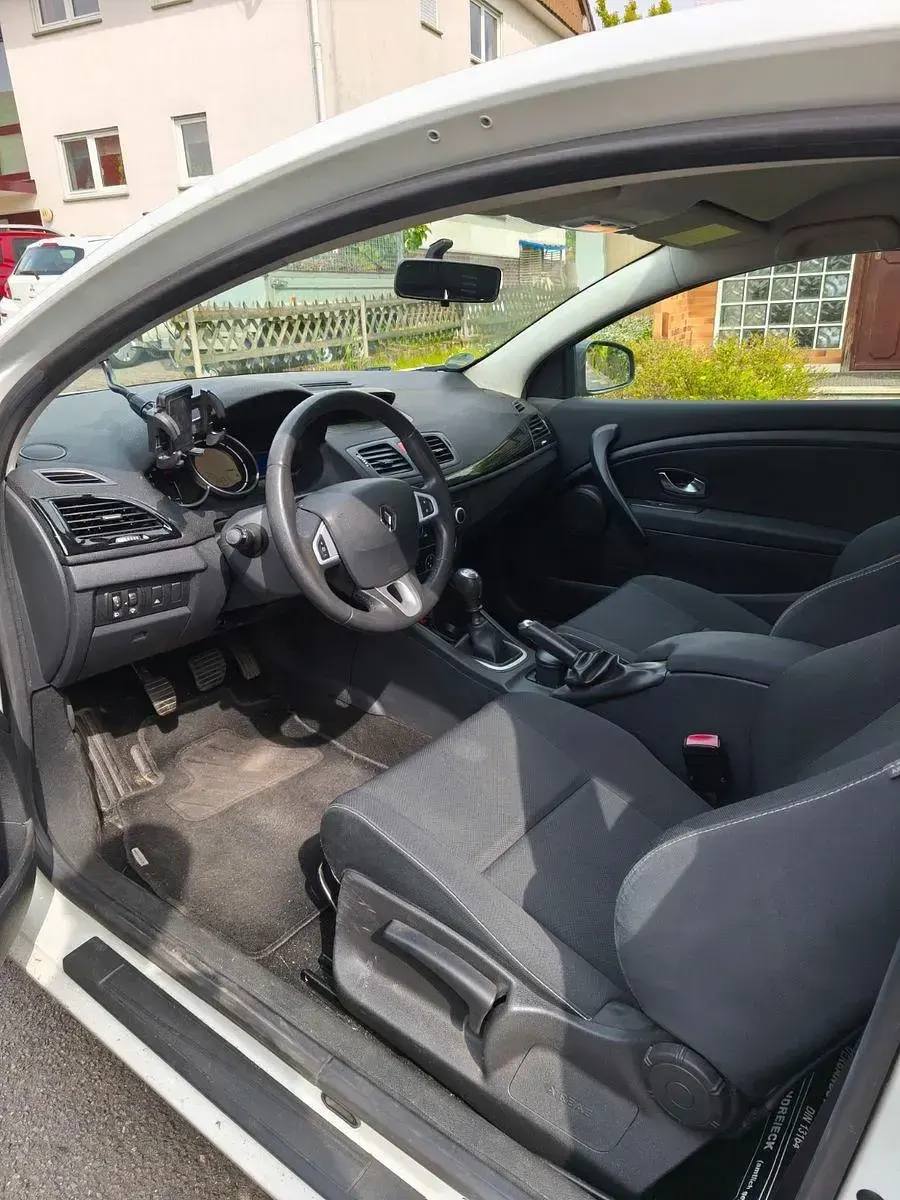 Brugt Renault Mégane Coupé 110 HK (80 kW) 2011 Hvid Coupe