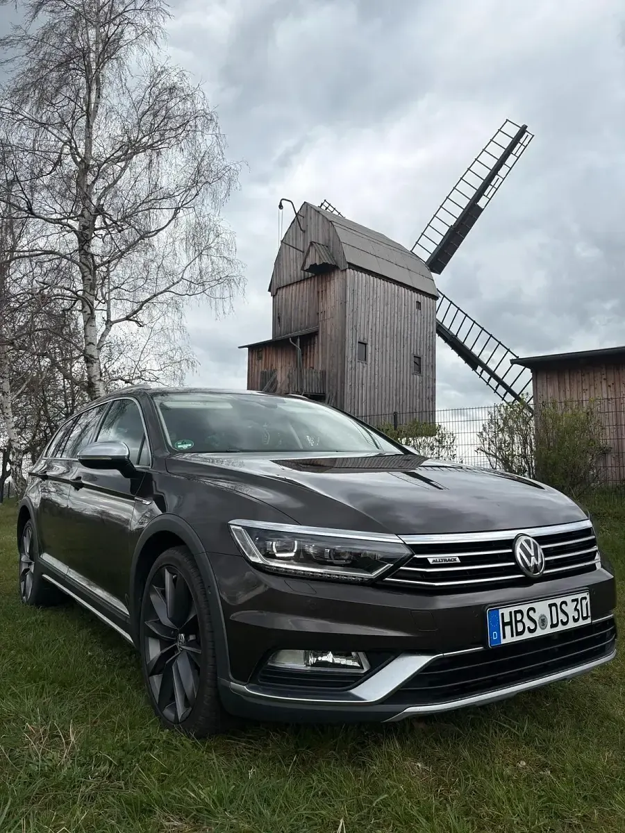 Gebraucht VW Passat Alltrack 239 PS (175 kW) 2016 Braun Kombi