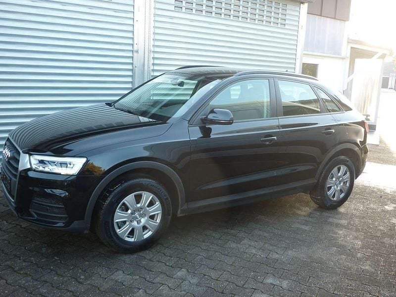 Gebraucht Audi Q3 150 PS (110 kW) 2017 Schwarz SUV