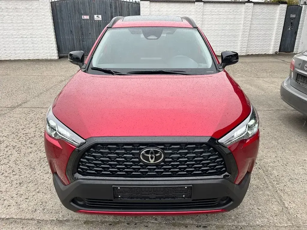 Gebraucht Toyota Corolla Cross 170 PS (125 kW) 2025 Rot SUV