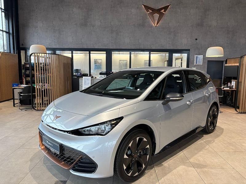 Neu Cupra Born 169 kW (231 PS) 2026 Silber Kleinwagen