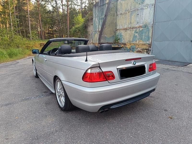 Silber Gebraucht 2002 BMW 320 Sport Line Cabrio | 6.700 € (Superpreis) - Bild 1/4
