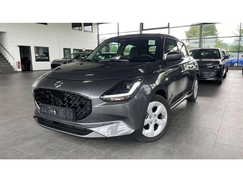 Mineral gray metallic Gebraucht 2025 Suzuki Swift Comfort Kleinwagen | 16.970 € (Fairer Preis) - Bild 1/4